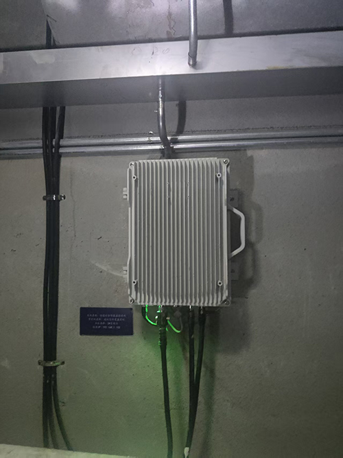  嘉鱼电力管廊覆盖漏缆方式案例